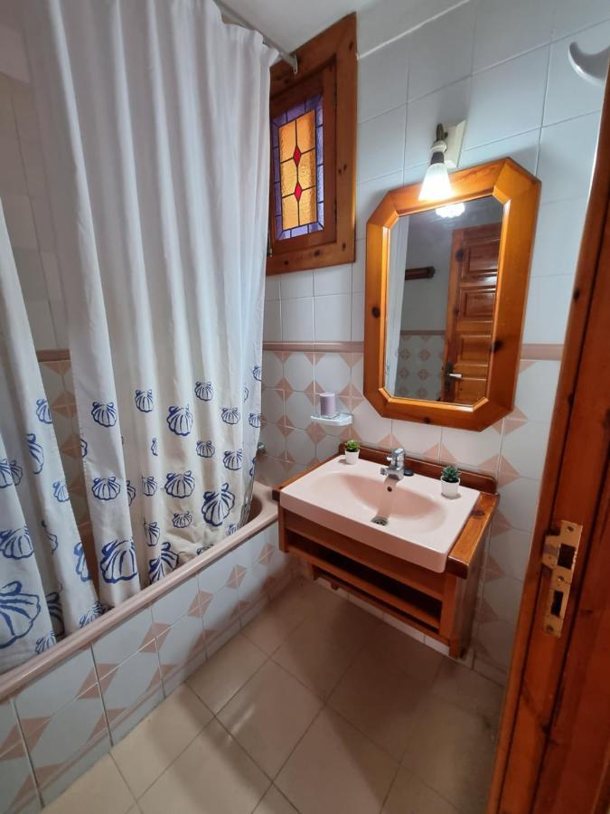 Studio Apartment No 1 Directly On The Beach And Sea, Terrace, Heated Pool, Wifi Playa de las Américas Kültér fotó